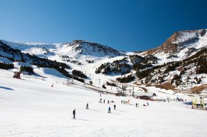 Valley of Andorra sking